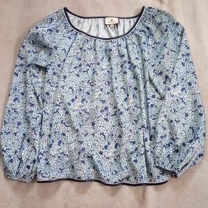 Tuckernuck Blue & White Hydrangea Floral Print Top Shirt Blouse M